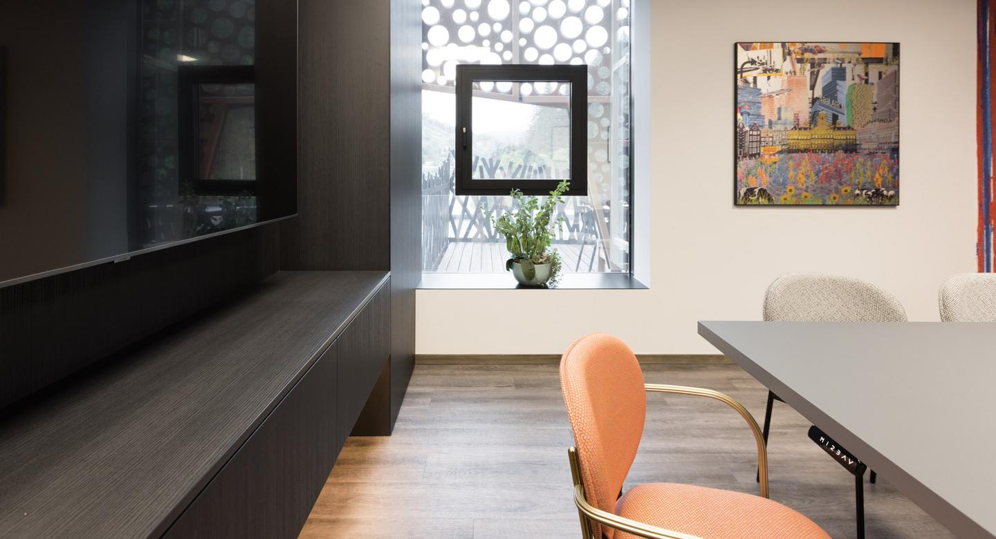 In the office of saal.ARCHitects